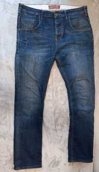 Męskie jeansy F&F