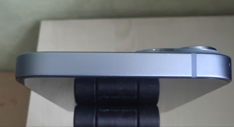 Iphone 14 ,128 Gb r-sim