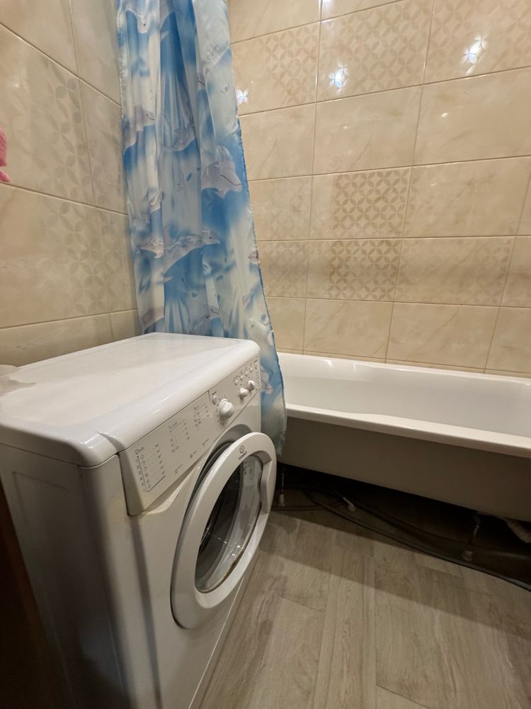Продам сучасну 3-х кімнатну квартиру