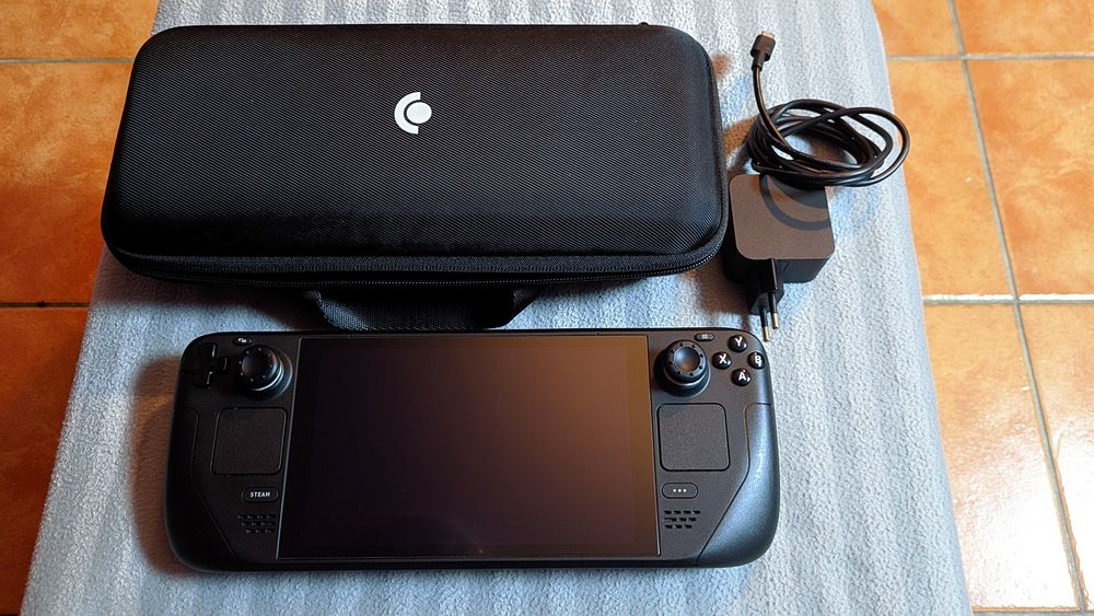 Steam Deck LCD 64GB + Extras