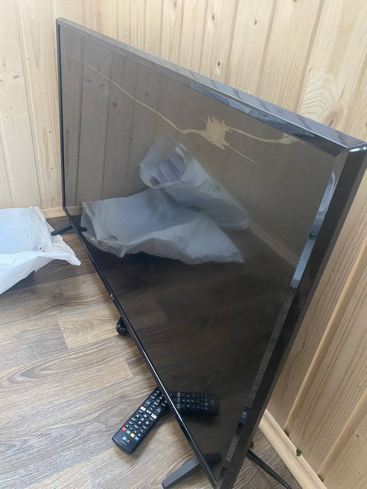 Телевізор LG 43LK5900PLA