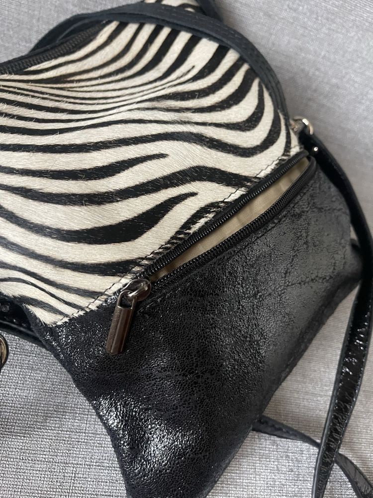 Кожаная эффектная сумка Genuine Leather