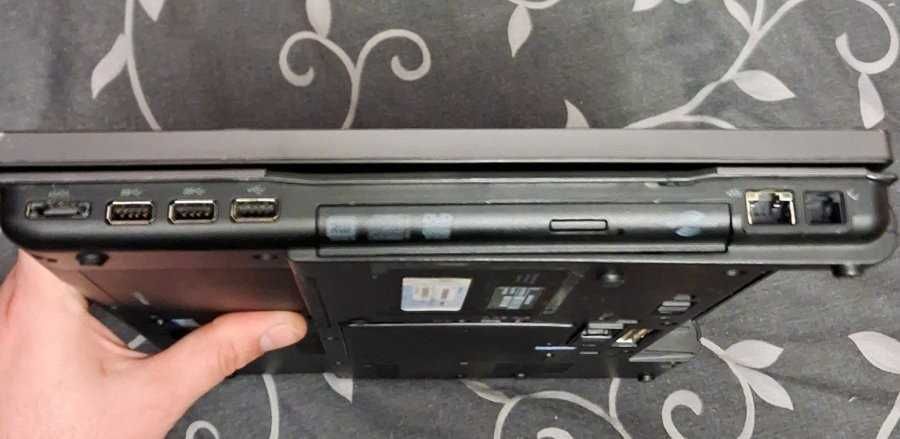 Продам ноутбук HP 17 дюймов