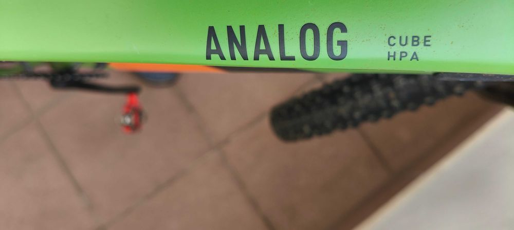 Rower górski CUBE, dający dużo radości z jazdy w terenie