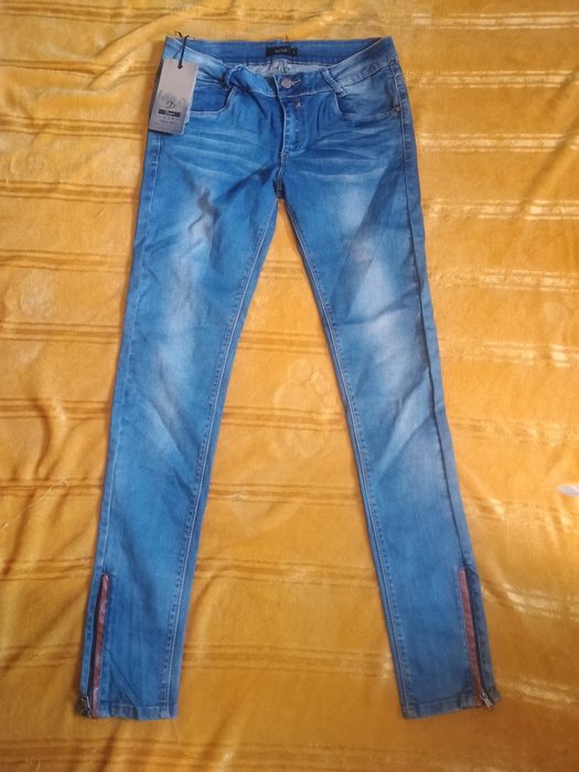 Spodnie dżinsowe rurki  denim ,daysie,nowe ,elastyczne