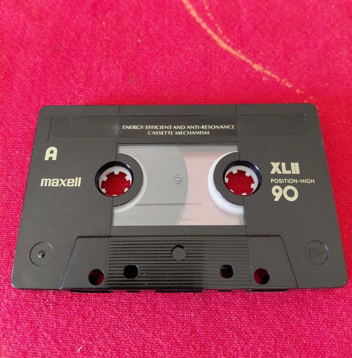 Áudio cassete MAXELL