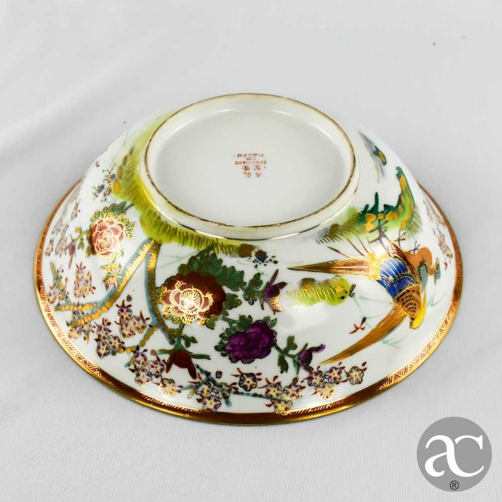 Par de Taças, porcelana China, decoração faisões e flores, Circa 1970