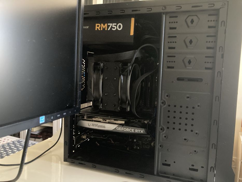 PC Torre, Intel i5 14600KF, 32GB RAM, NVidia RTX 4060Ti 16GB, 1TB SSD