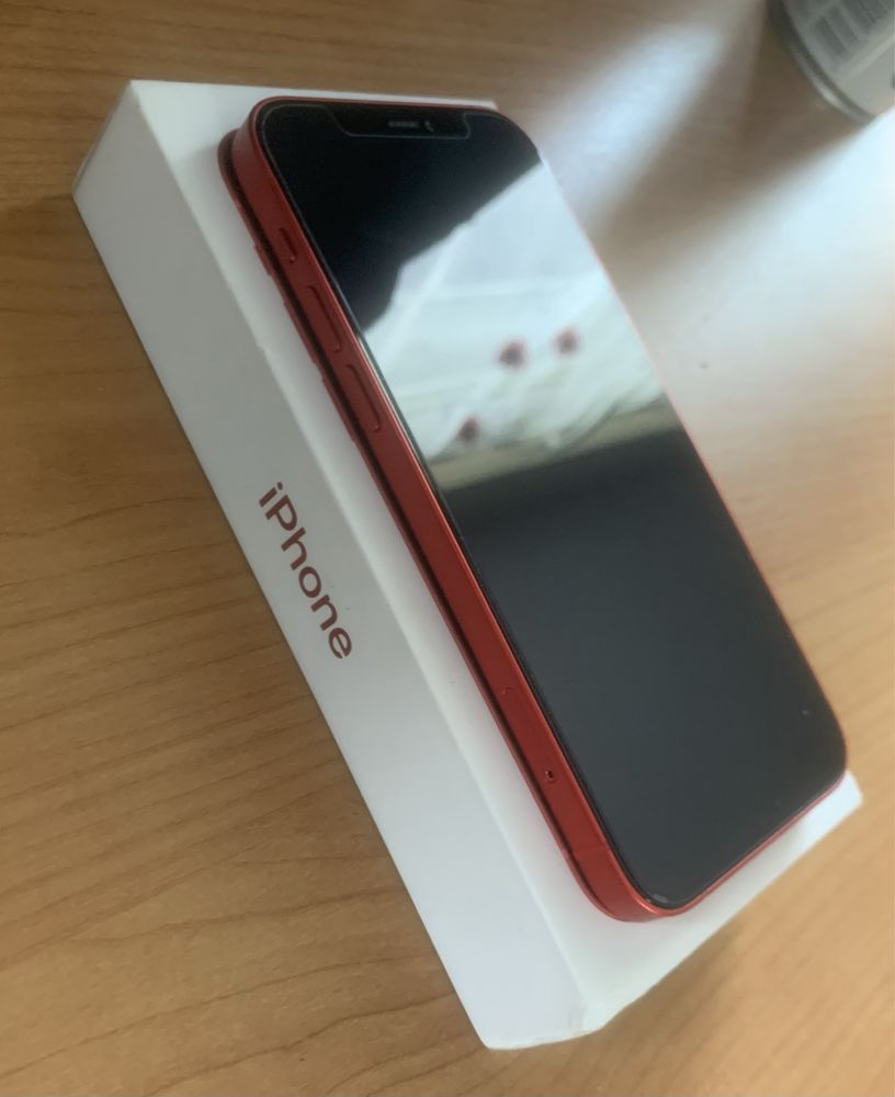 iPhone 12 64GB Czerwony