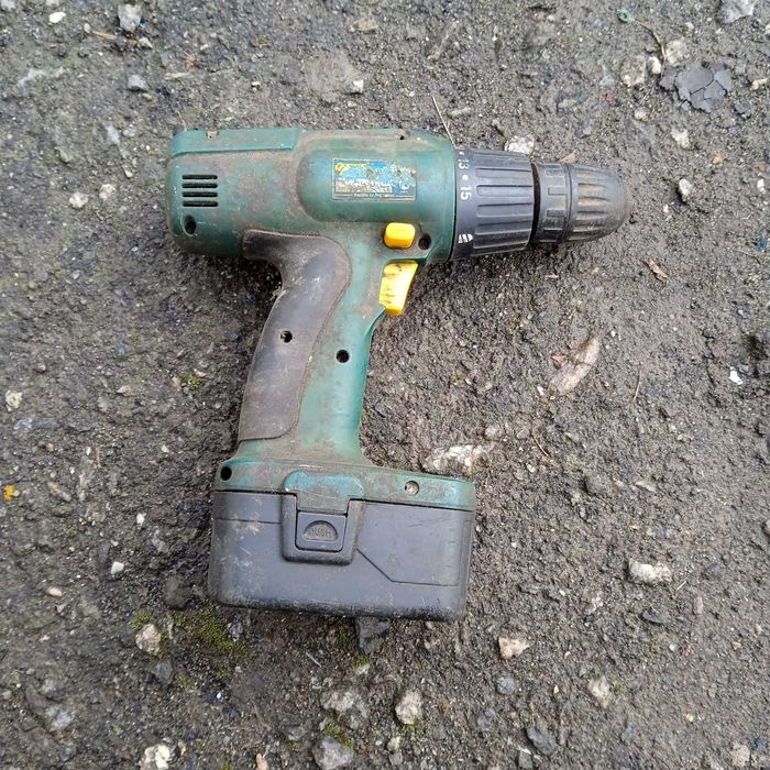 Шуруповерт акумуляторний перфоратор Зеніт Паяльна лампа газова Topex