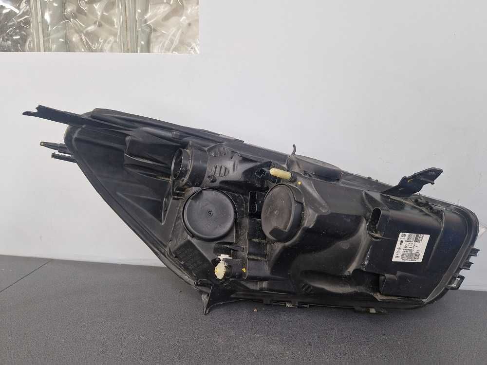 Renault Clio IV 4 Lift 16 r.- Lampa Przód Lewa