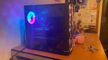 Computador Gaming acompanhado de munitor