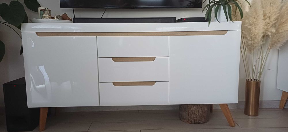 Komoda  i słupek biały lakierowany połysk