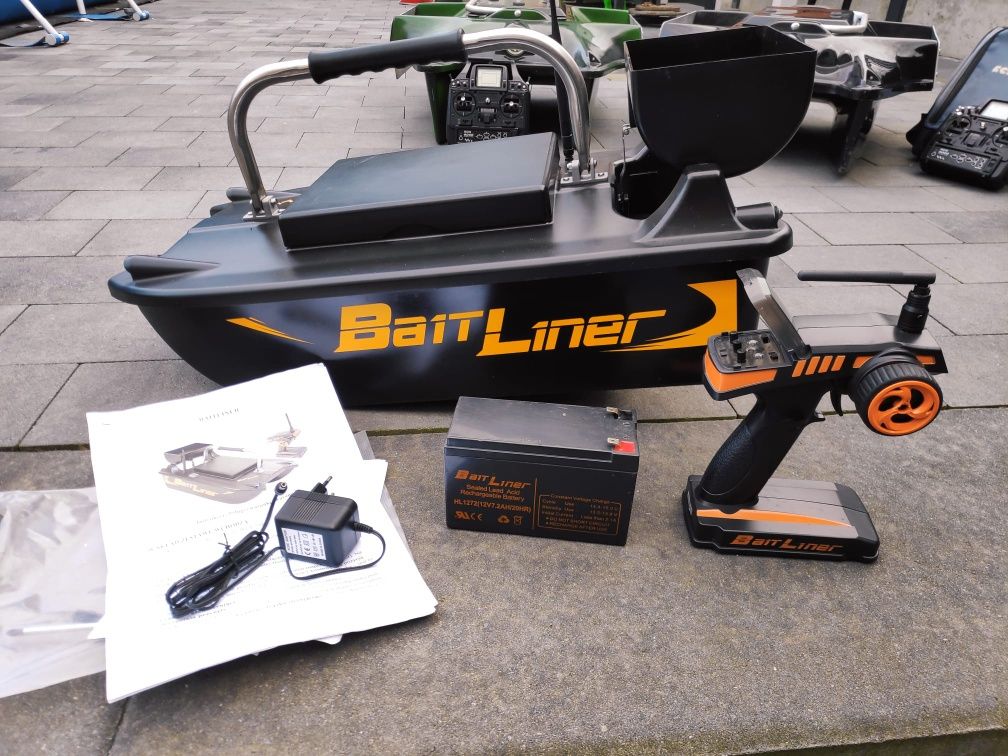 Nowa Łódka zanętowa Bait Liner _ Katamaran _ BaitLiner _ Stan: Nowa