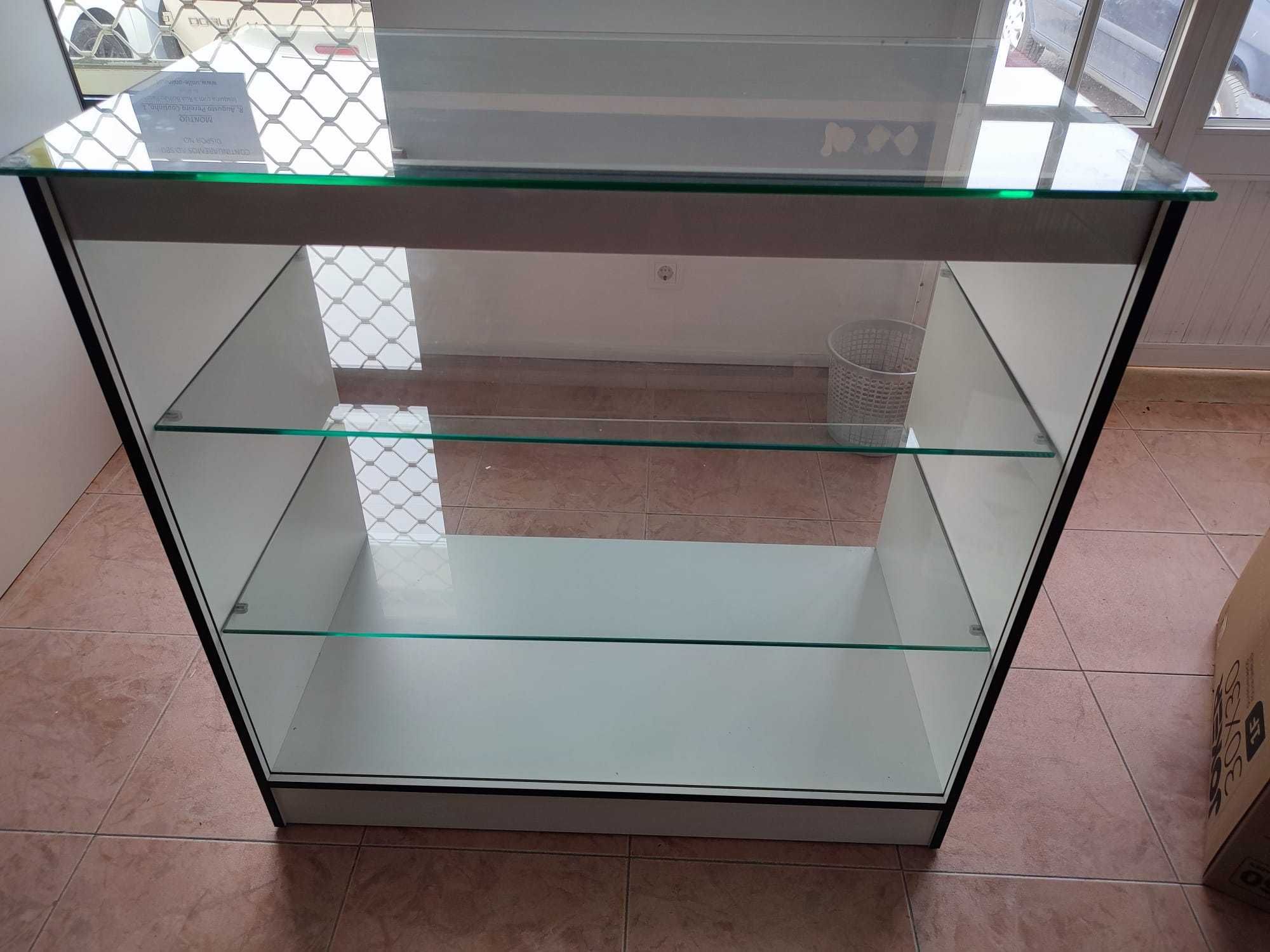 Vitrine de exposição usada 1mt x 60cm