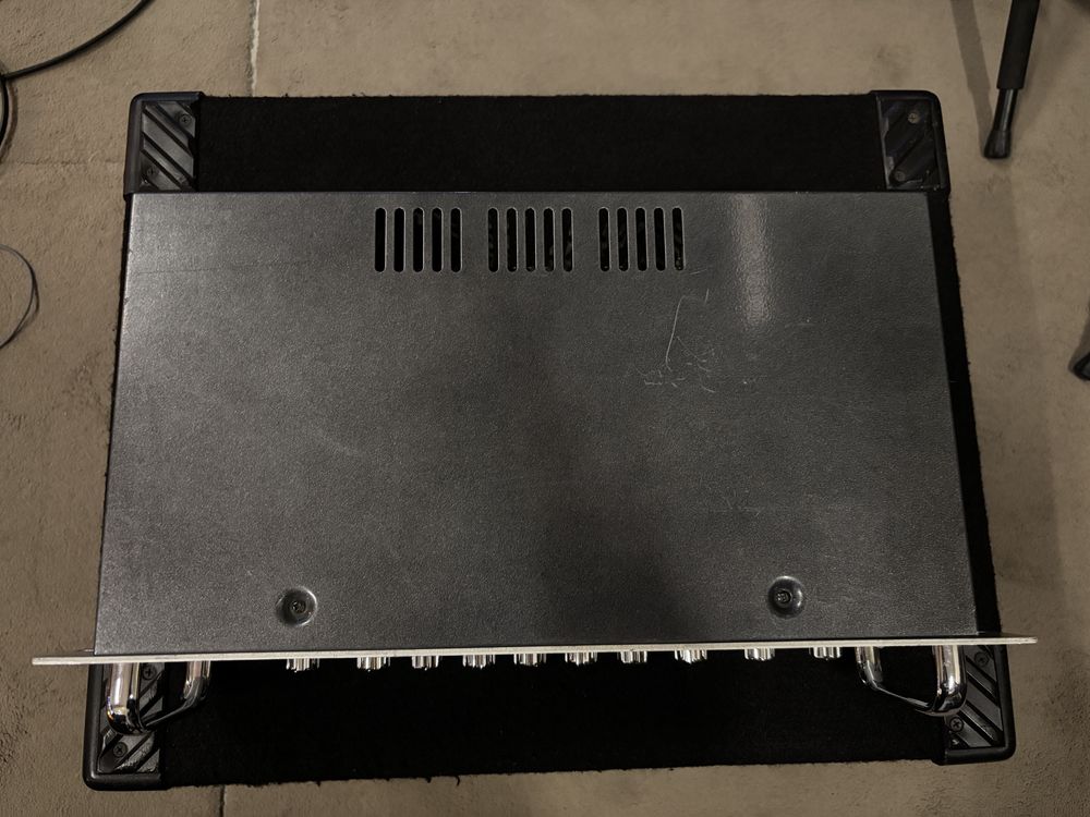 Line6 Low Down HD750 wzmacniacz head basowy
