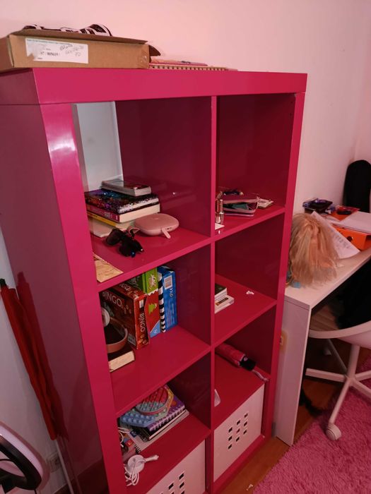 Estante quarto menina