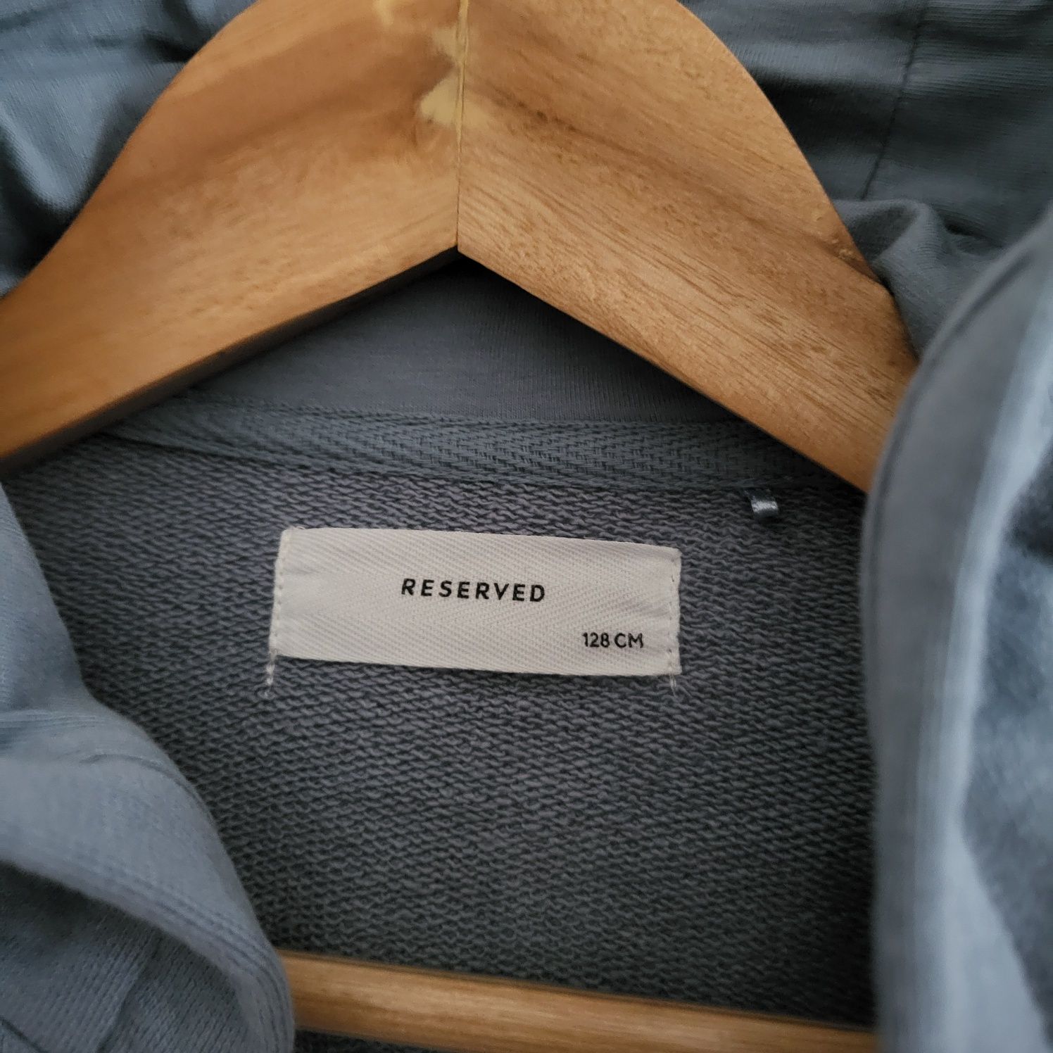 Bluza na zamek dla chłopca roz.128 Reserved