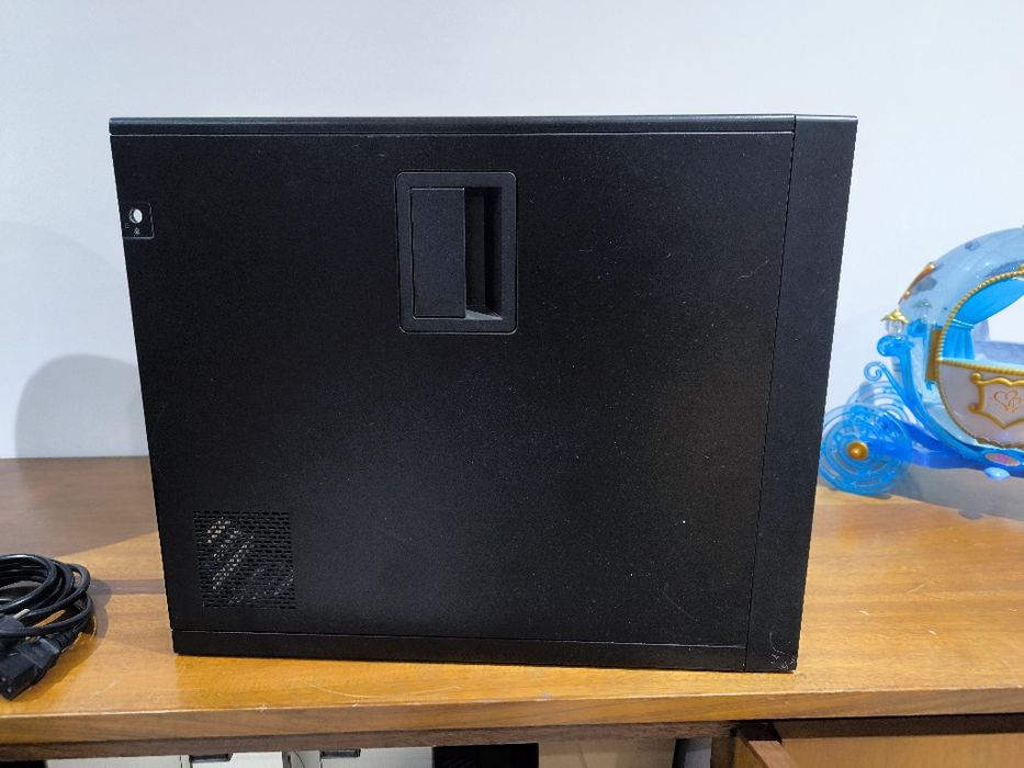 Vendo computador, PC, Dell Precision Tower 3620, I7-6700-XXG, 16Gb Ram