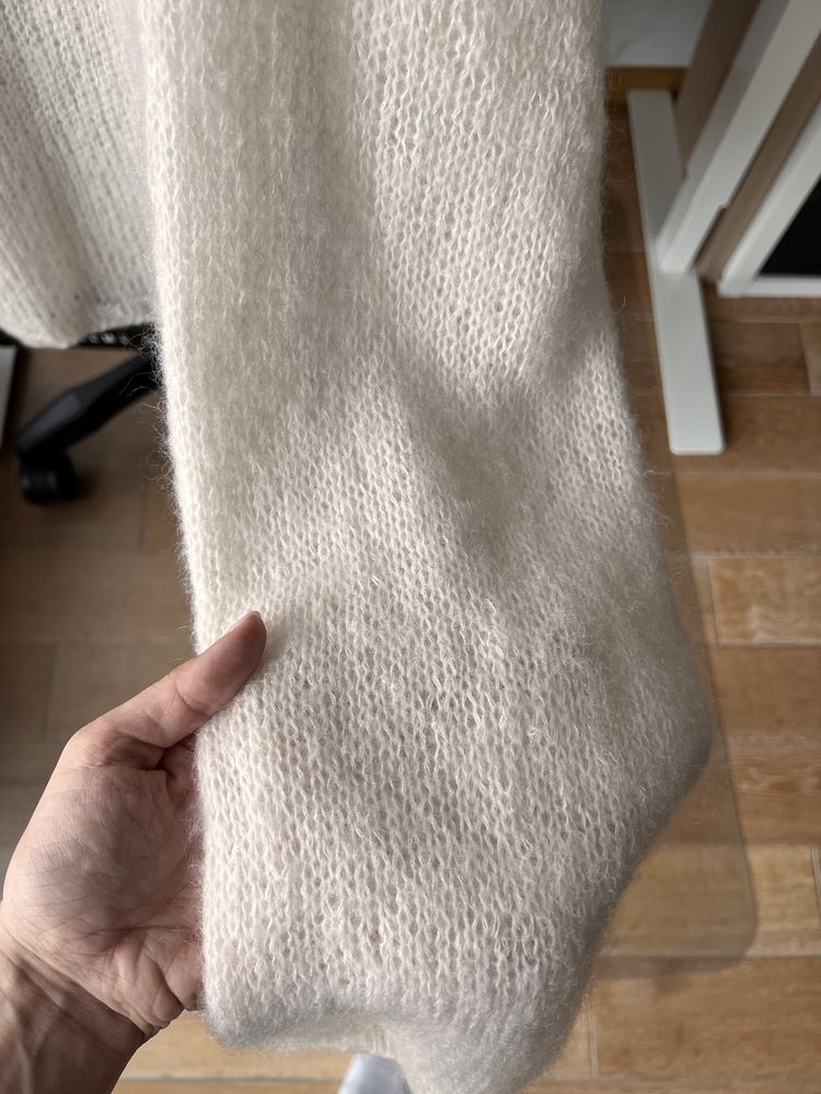 Sweterek moherowy jak chmurka Lucky Handmade