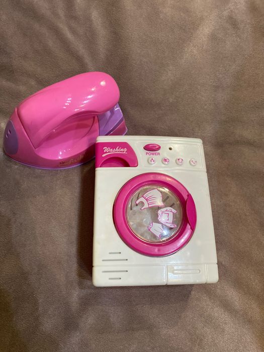 Игрушка стиральная машина и утюг