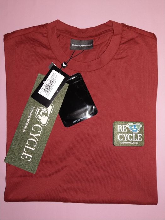 Wyprzedaż T-shirt męski Emporio Armani.