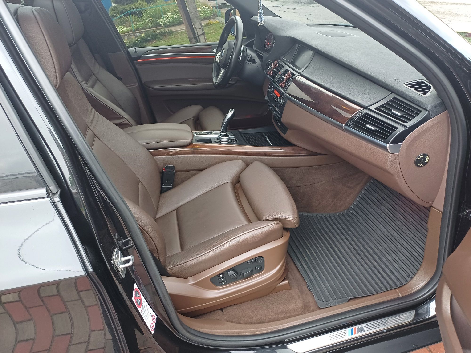 Продам BMW X5 2011 рік 3.0 дизель