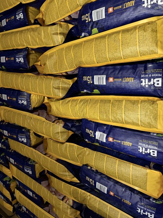 Корм Brit Premium M 15кг