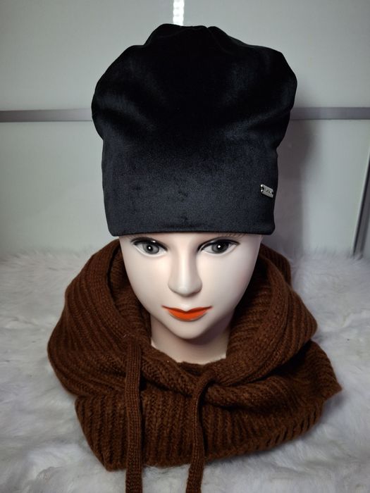 Czapki kominy damskie