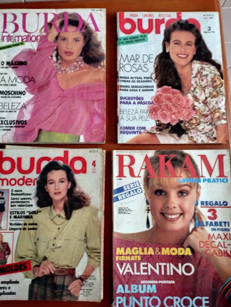 Livros de bordados e ponto de cruz