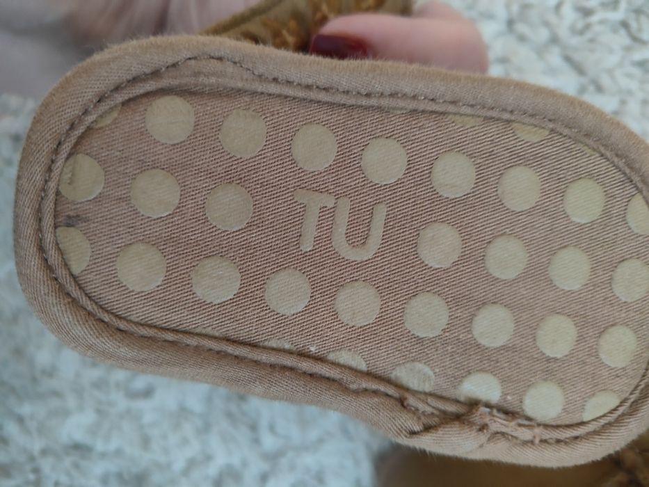 Уггі для новонароджених