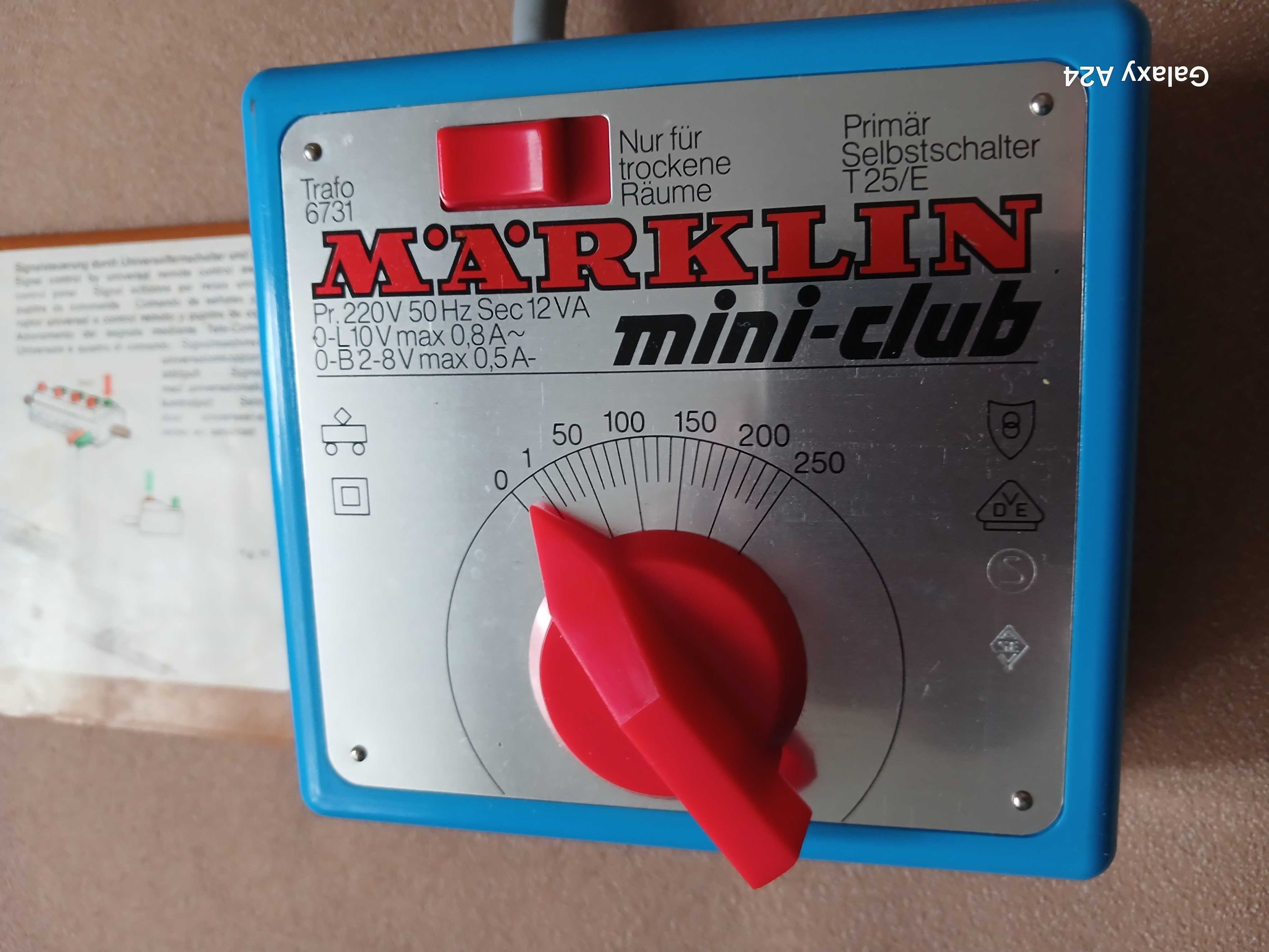 Залізниця Marklin 6731 трансформатор 230/10 Вольт масштаб 1:220, 6,5мм