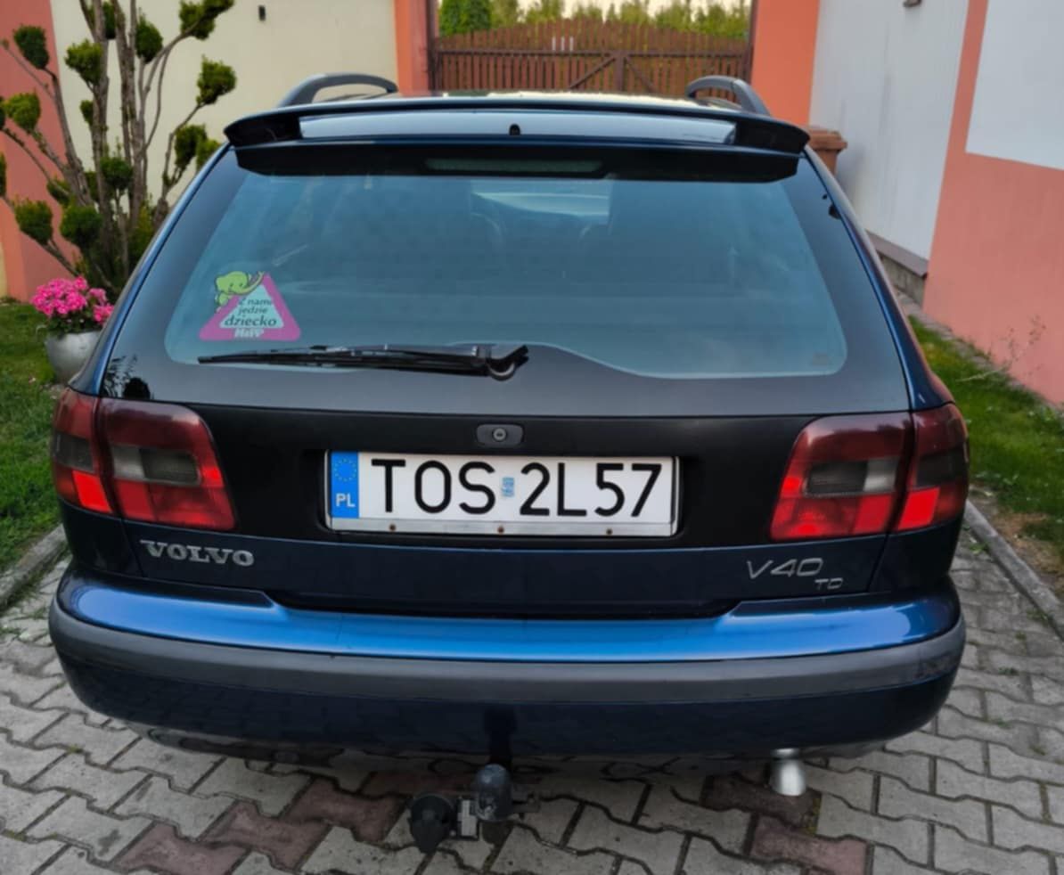 Samochód Volvo V40