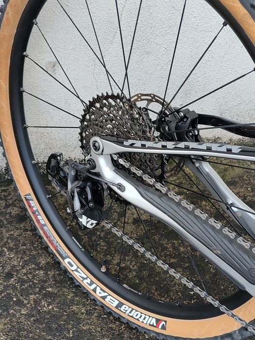 1199€
Merida One-Twenty 9.6000 carbon 29er 
Travões de
Transmissão 1x1