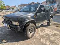 Nissan Terrano 1