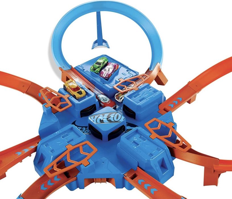 Трек Hot Wheels Авария крест накрест перекресток Criss Cross Crash!