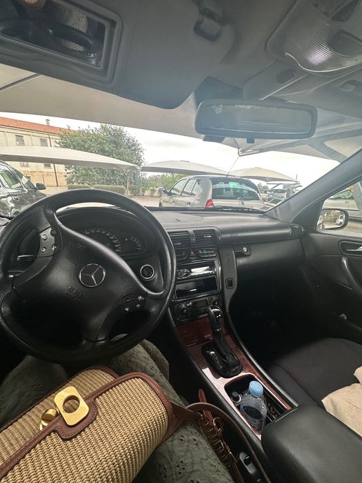 VENDO MERCEDES 220 cdi  CLASSE C Automático