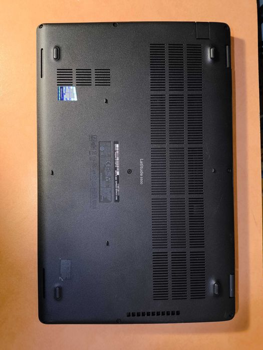 Современный производительный Dell Latitude 5500 i5-8365U 16/256Gb
