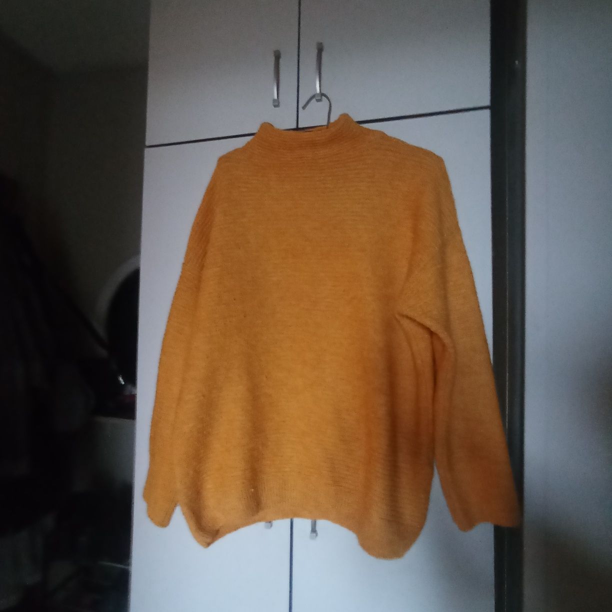 Sweterek rozmiar L