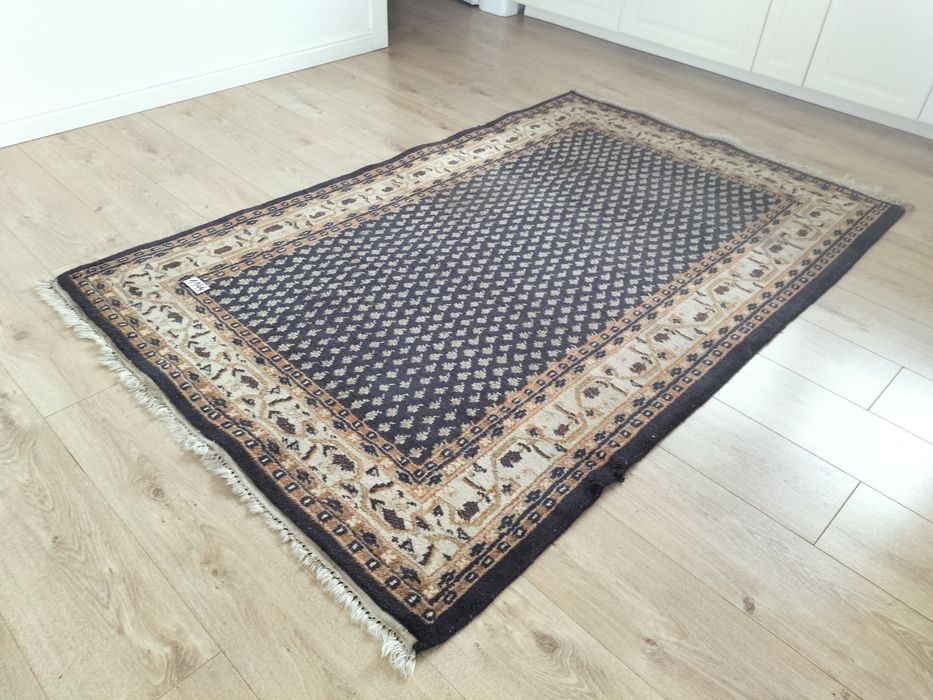 Przepiękny ręcznie tkany Indyjski wełniany dywan Sarough Mir 120x190cm