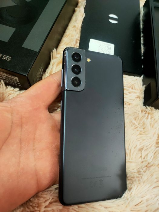 Продам телефон Samsung s21 5g 8/128
