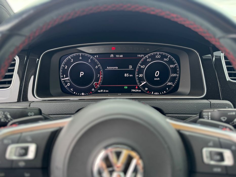 Volkswagen Golf 7.5 GTI Performance