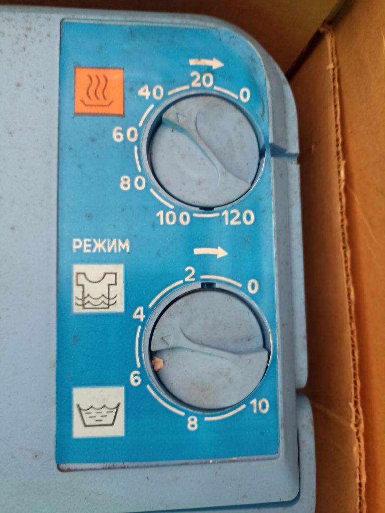 Прально сушильна машина Стиральная машина Везелица СМС-2Б
