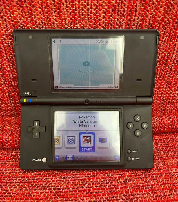 Nintendo DSi Preta (+80 Jogos) - Desbloqueada