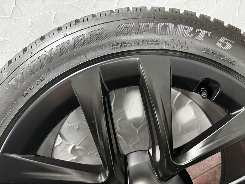 Комплект колес в сборе tesla model s 255/45/R19