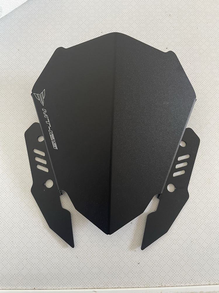 Deflector/Mica yamaha MT125