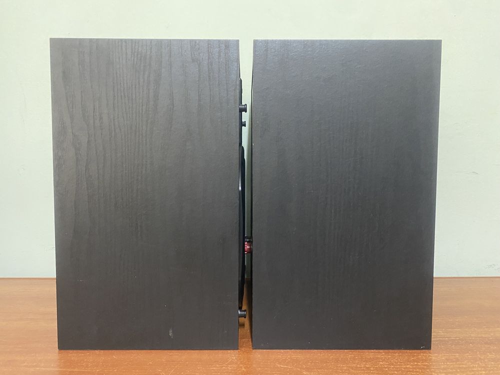 Акустика колонки KEF C20