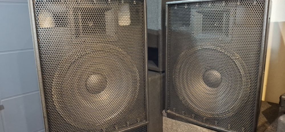 Kolumny estradowe HK PR115