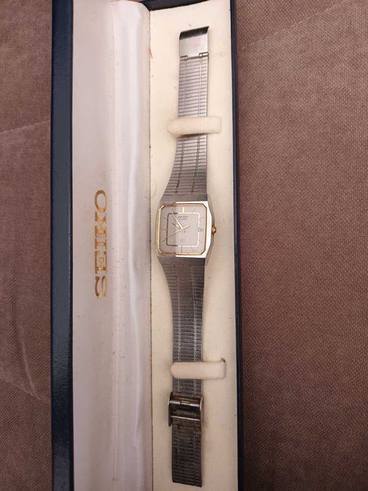 Relógio Seiko 5 Quartz Vintage