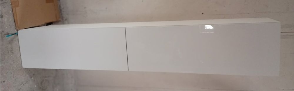 szafka pod telewizor biała na polysk